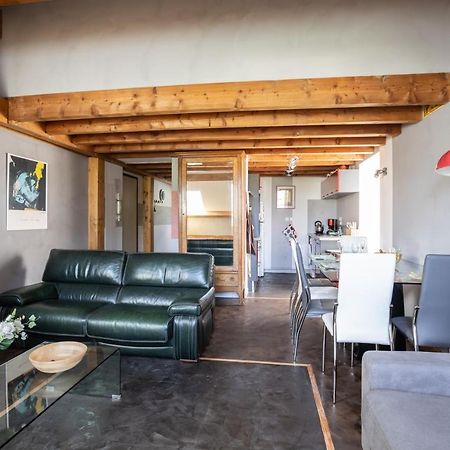 Linessa Apartment Embrun ภายนอก รูปภาพ